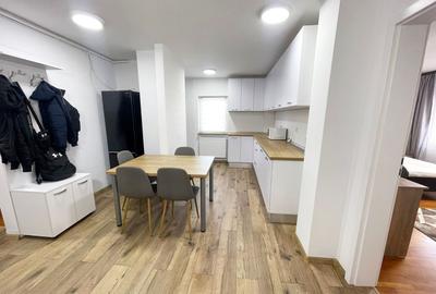 Apartament cu 3 camere decomandat, mobilat în Zorilor
