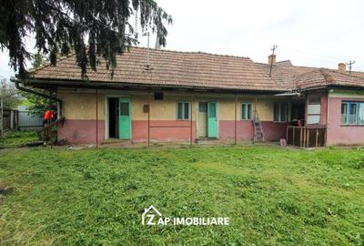 Casă individuală cu 4 camere în Unirii