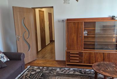 Apartament cu 2 camere nedecomandat zona Podul Ros - 1