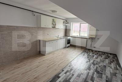 Apartament cu 3 camere decomandat în Burdujeni