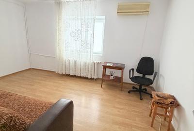 Garsoniera de Vanzare situata in zona Giurgiului Dedeman Str Anghel Moldoveanu - 3