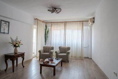 Apartament cu 4 camere decomandat în Moșilor