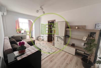 Apartament cu 2 camere semidecomandat în Craiovița Nouă