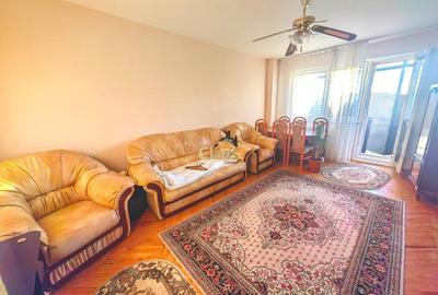 Apartament cu 3 camere decomandat, mobilat în Zorilor