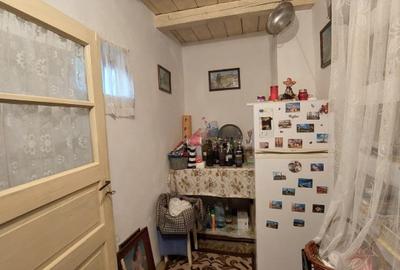 Casa batraneasca bine intretinuta in Bahna - 9