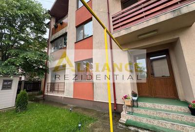 Apartament cu 3 camere decomandat, mobilat în Central
