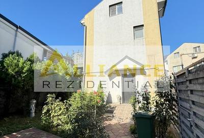 Casă individuală cu 4 camere în Central