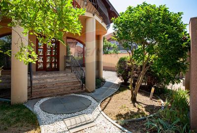 Casă modernă și spațioasă cu piscină,saună și sală de fitness – Pecica - 3