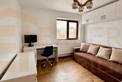 Apartament cu 2 camere decomandat, mobilat în City Park Mall