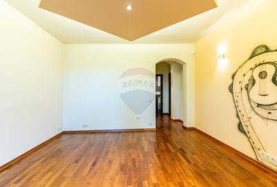 Vila premium de vanzare Balotesti/ piscina/ ponton/ deschidere la lac - 53