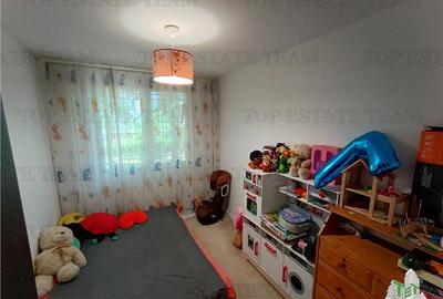 Apartament modern cu 4 camere, intr-un bloc reabilitat cu SU de 75mp, parter/4, - 13