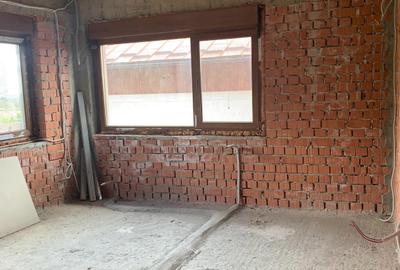 Statiunea  Breaza  Vanzare Vila(Pensiune)+10 camere - 10