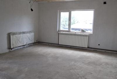 Casa la gri, 200 mp utili, 400 mp teren, asfalt, utilitati, intabulata - 9