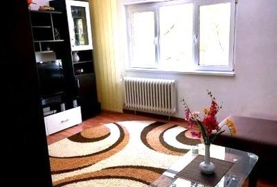 Apartament cu 3 camere decomandat în Timpuri Noi