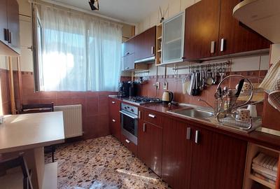 Titan,500 m de Metrou 1 Decembrie | 2camere, decomandat, 6/10, mobilat - 10