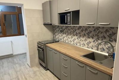 Apartament cu 2 camere decomandat, mobilat în Timpuri Noi