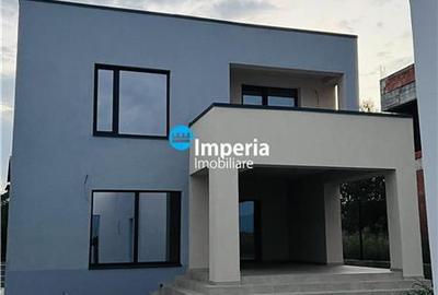 Casă individuală cu 4 camere în Corbeanca