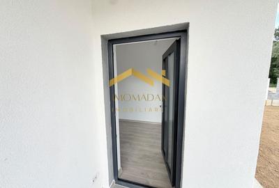 Sanmihaiu Roman-3 Camere-Toate Utilitățile - 2