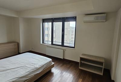 Vanzare-  4 camere superb - Central Park - 14