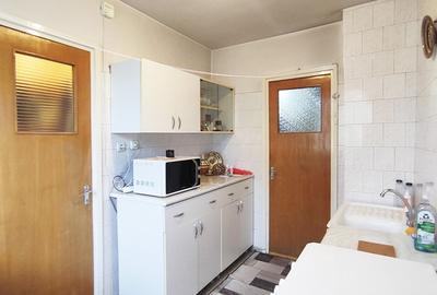 Apartament 3 camere, decomandat, zona 1 Decembrie 1918 - 5