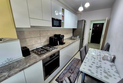 Apartament 2 camere - 1 minut metrou - complet mobilat si utilat - 4