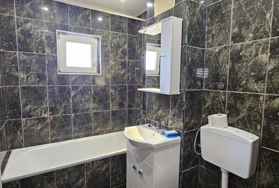 Inchiriez apartament de 3 camere,situat in Cartierul Vasile Aaron,mobilat,et.1 - 6