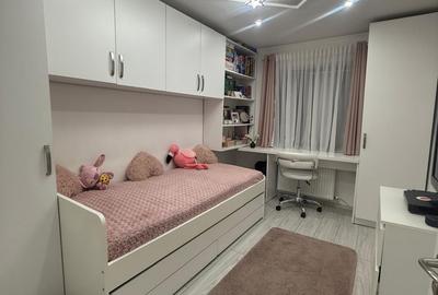 Apartament 3 camere complet renovat • Parter • Zona Comisia  Centrala - 2