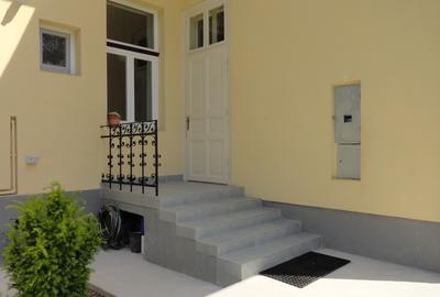 Casa recent renovata  .str. Avram Iancu, curte 300 mp, 3 parcari, zona centrala - 20