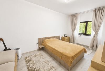 Casă P+1+mansardă, curte amenajata cu 4 locuri de parcare, luminoasa - 11