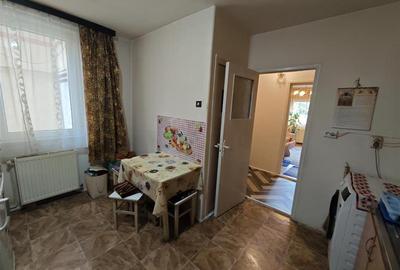 Vanzare apartament 4 camere, decomandat, zona Faget - 11