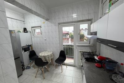 Apartament 3 camere, etajul 2, 78mp, 2 balcoane, bloc interbelic - 13