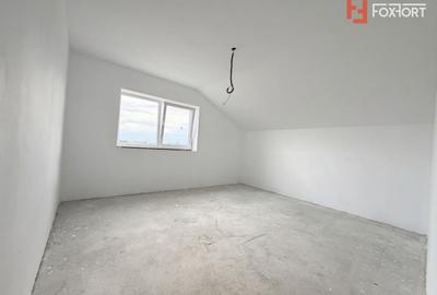 Duplex la cheie cu 3 camere, toate utilitatile - in Mosnita Veche - 6