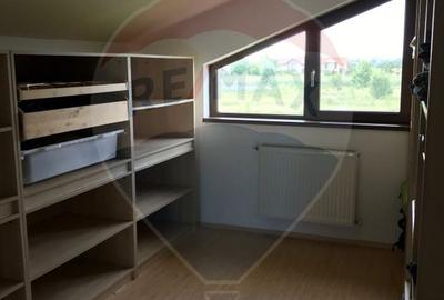 Casă individuală luminoasa cu 6 camere, cu grădină de 572 mp in Gulia - 20