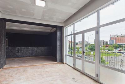 Spațiu comercial, de 191 mp, în Decebal