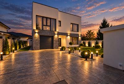 Casă modernă 5 camere | 4 băi | Garaj | Teren 500 mp - 2