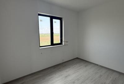 Casa Dragomiresti-Vale, P+1+Pod, 4 Cam, STB, Teren :335mp, Comision 0% - 12
