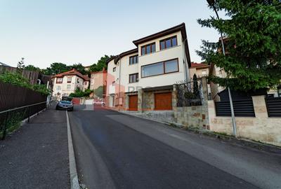 Vilă cu vedere panoramică – Central Brașov - 23