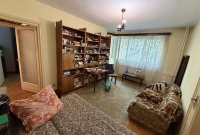 Apartament cu 2 camere semidecomandat, mobilat în Tineretului