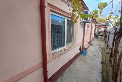 Casă cu 3 camere în Central