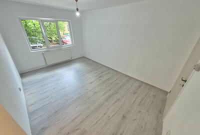 2 Cam--Sagului-5 Min de Centru--Parter-Renovat-Centrala-- 42MP-79.500 Euro !Neg - 2