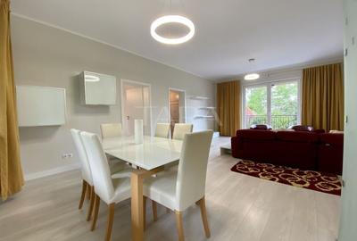 Apartament cu 5 camere semidecomandat, mobilat în Andrei Mureșanu