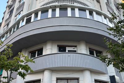 Apartament cu 3 camere în Decebal