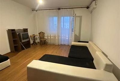 Garsonieră decomandată în Timpuri Noi
