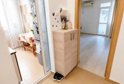 Apartament cu 2 camere semidecomandat, mobilat în Titan