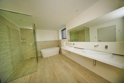 VILA CU PISCINA - ZONA PIPERA | IANCU NICOLAE -  6 CAMERE - 19