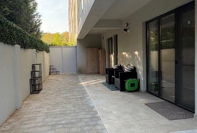 Apartament cu 2 camere decomandat, mobilat în Central
