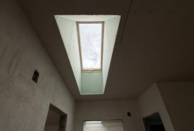 EXCLUSIVITATE !! COM 0% !! De vânzare duplex 4 cam 160 mpu D+P+E str Oasului - 14