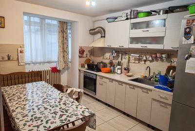 Apartament cu 4 Camere de Vânzare Parter I Suceava/Central I 130.000E - 1