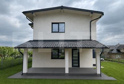 Casă individuală cu 4 camere în Valea Adâncă