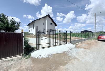 Casă individuală cu 5 camere în Central